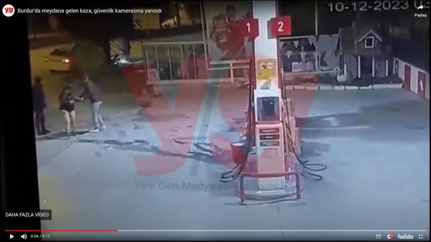 Burdur'da kaza güvenlik kamerasına yansıdı!