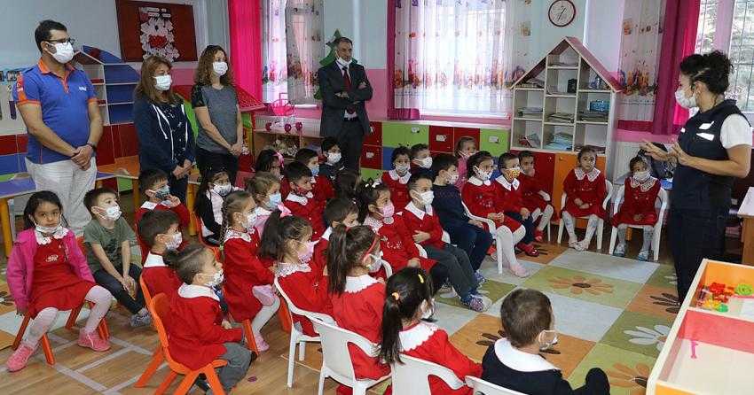 BURDUR’DA ANAOKULU ÖĞRENCİLERİNE DEPREM EĞİTİMİ