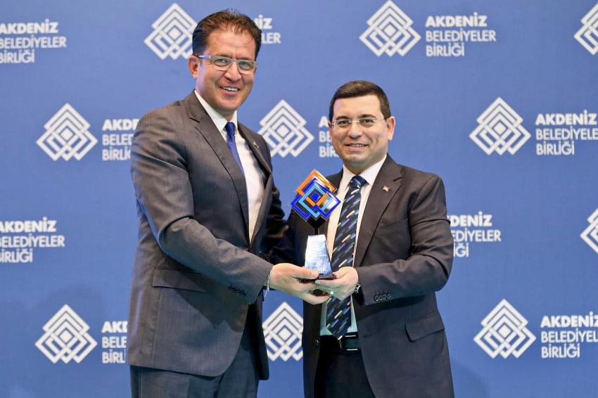 Burdur Belediyesi ödüle doymuyor