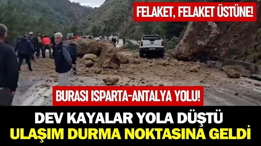 Dev kayalar yola düştü, ulaşım durma noktasına geldi