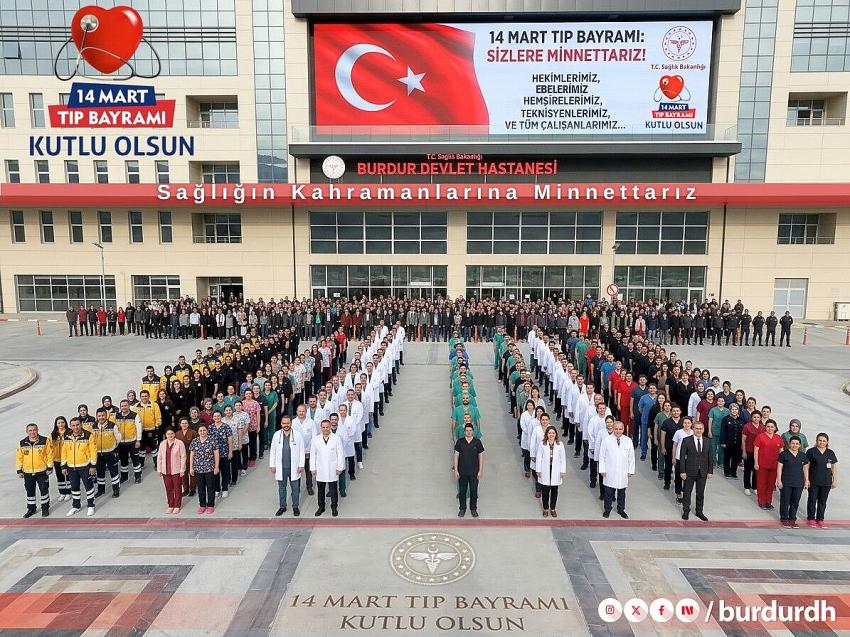 Burdur’da Hekimlere Anlamlı Ziyaret: "İyi Ki Varsınız!"