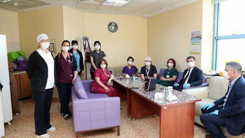 Başkan Ercengiz, sağlık çalışanlarını unutmadı