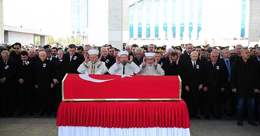 BURDURLU ŞEHİDİMİZ DUALARLA TOPRAĞA VERİLDİ