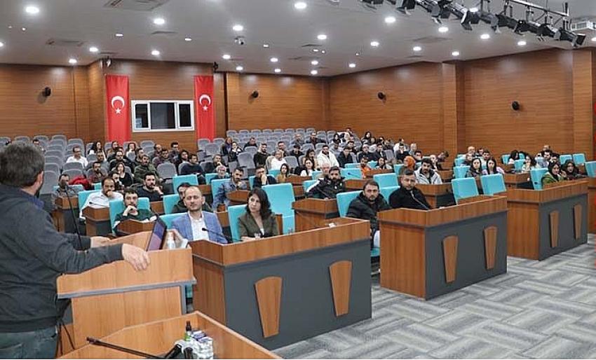 Burdur’da şantiye şeflerine bilgilendirme toplantısı
