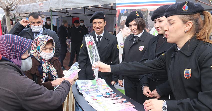 BURDUR’DA ‘8 MART KADINLAR GÜNÜ’ ETKİNLİĞİ