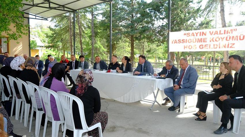 Burdur Valisi Bilgihan’dan Köy Çıkarması