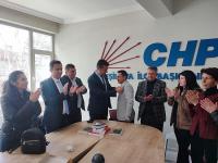 İYİ Parti Yeşilova ilçe başkanlığından ihraç edilen Yavuz Yalçıntaş, CHP’ye katıldı.