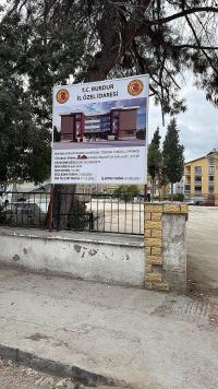 Burdur’da Özboyacı İlkokulu İnşaatında Çalışmalar Başladı