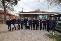 Başkan Ercengiz ve İtfaiyeciler çocukları sevindirdi