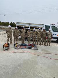 Burdur'da Komandolar, Enkazda Arama Kurtarma Uzmanı Oluyor!