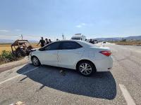 Burdur'da traktör ile otomobil çarpıştı: 5 yaralı