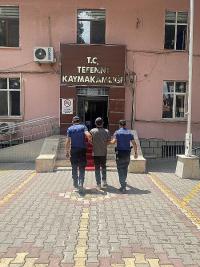 EMNİYET EKİPLERİ GÖZ AÇTIRMADI: SUÇ UNSURU İLE BİRLİKTE YAKALANDI