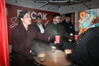 Esnafın Talebi Dinlendi, Çorbalar Dağıtıldı! Başkan Hülya Gümüş Gönülleri Isıttı