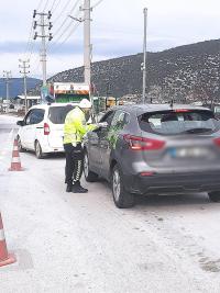 EMNİYET EKİPLERİNDEN TRAFİK EĞİTİMİ VE BİLGİLENDİRME FAALİYETLERİ