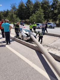 Burdur-Fethiye Yolunda Kaza: Sürücü Hastaneye Kaldırıldı