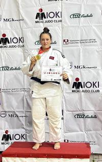 Burdur Belediye Sporlu Efsa Ceylin GÖL Yine Şampiyon Oldu…