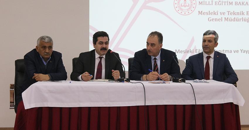 “MESLEKİ EĞİTİMİ TANITMA VE YAYGINLAŞTIRMA PROJESİ” TANITILDI