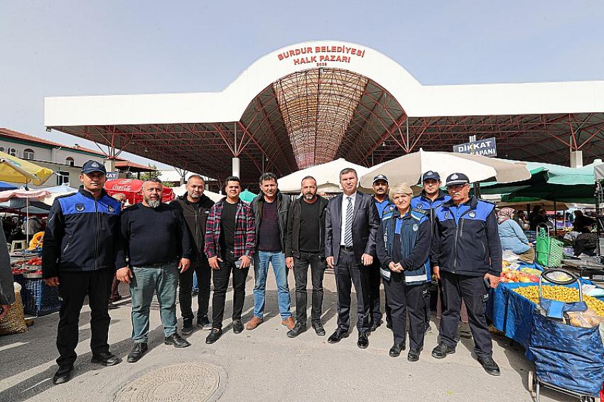 PAZARCI ESNAFINDAN BAŞKAN ERCENGİZ’E TEŞEKKÜR