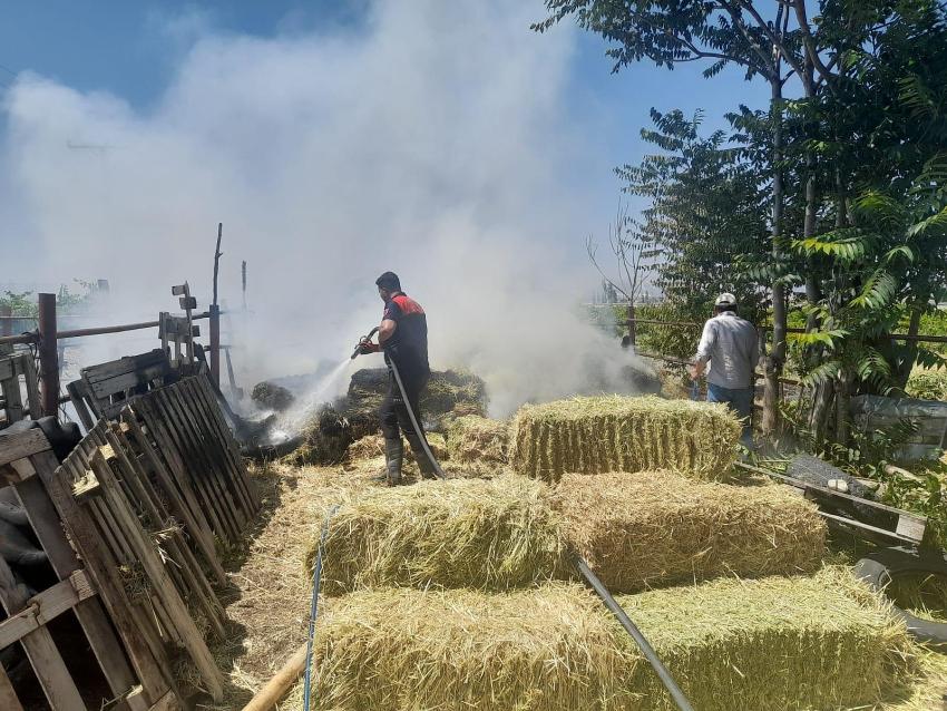 Burdur’da Peş Peşe Yangınlar: İki Köyde Araziler ve Balyalar Kül Oldu