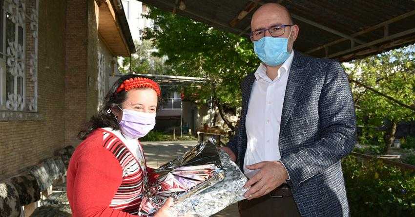 REKTÖR KORKMAZ’ DAN ANLAMLI ZİYARET