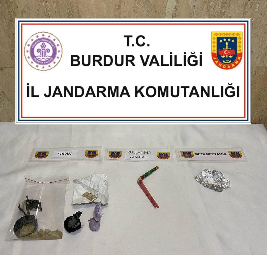 JANDARMA EKİPLERİNDEN UYUŞTURUCU OPERASYONLARI: 2 ŞAHIS TUTUKLANDI