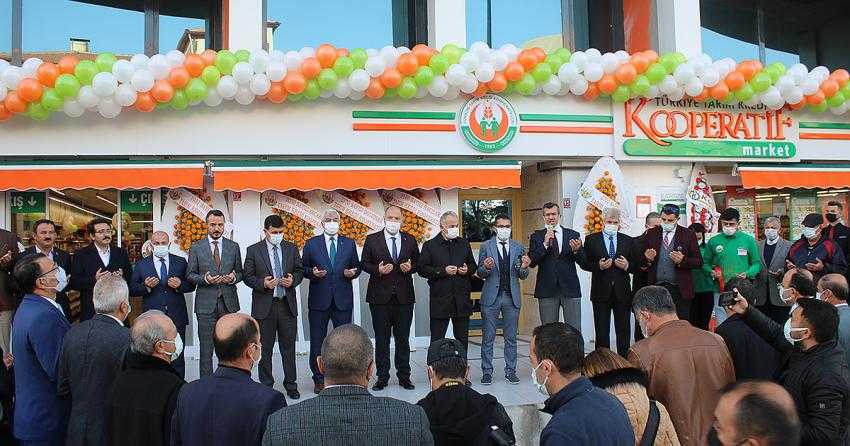 BURDUR’DA TARIM KREDİ KOOPERATİF MARKET AÇILDI