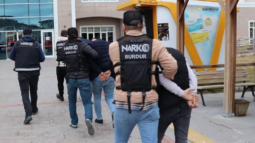 Burdur'da 13 uyuşturucu taciri tutuklandı