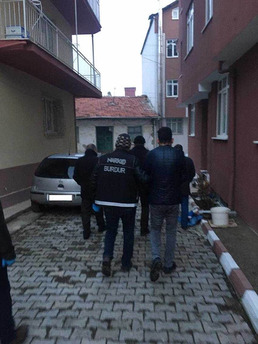 YEŞİLOVA’DA UYUŞTURUCU OPERASYONU