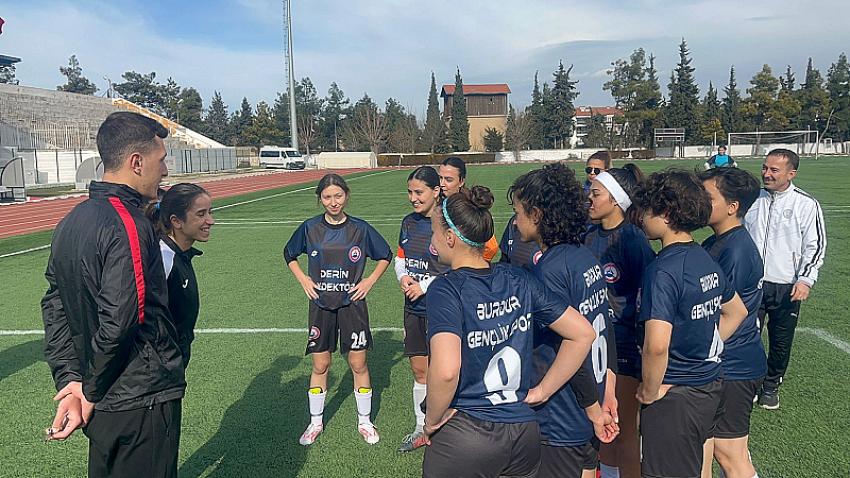 Burdur'un Kadın Futbol Takımının İlk Maçı İptal Oldu
