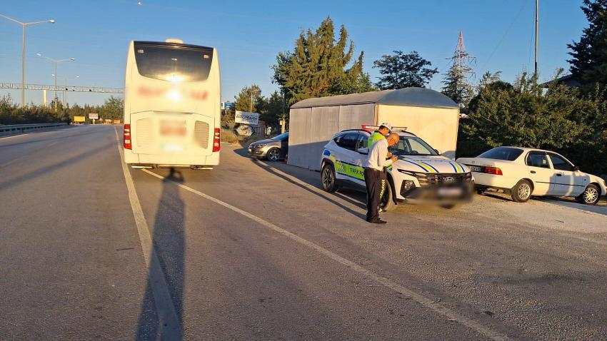 EMNİYET EKİPLERİNDEN TRAFİK DENETİMİ FAALİYETLERİ