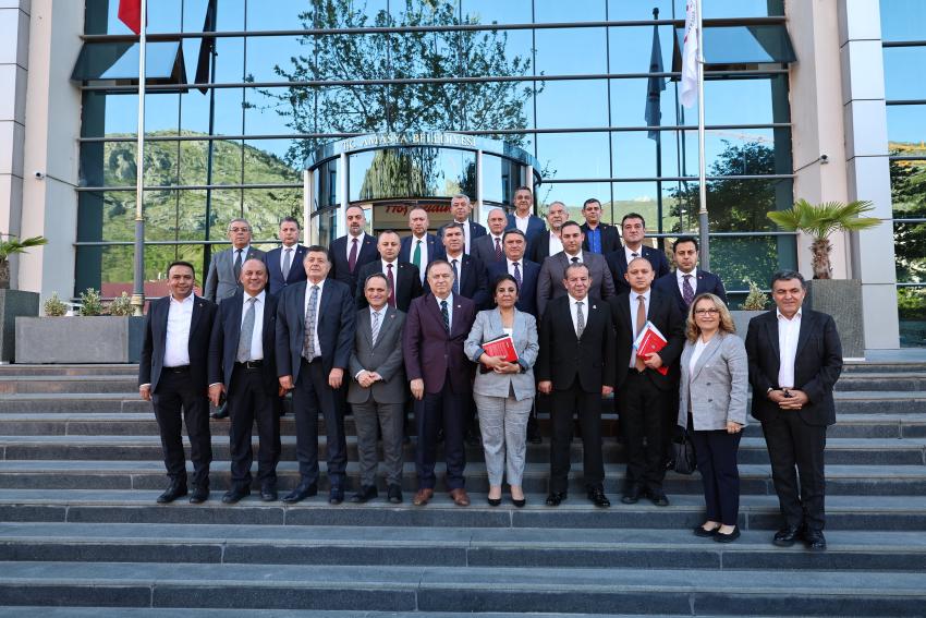 CHP’li Başkanlar Amasya’da Demokrasi Nöbetinde