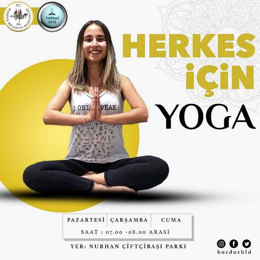 BURDUR BELEDİYESİ ÜCRETSİZ YOGA SEANSLARI BAŞLIYOR