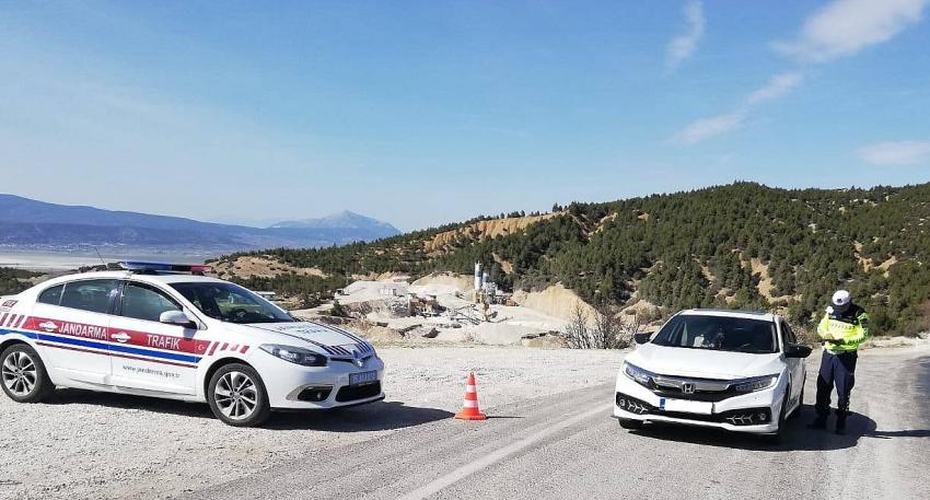Burdur’da 226 Sürücüye Ceza, 51 Araç Trafikten Men Edildi
