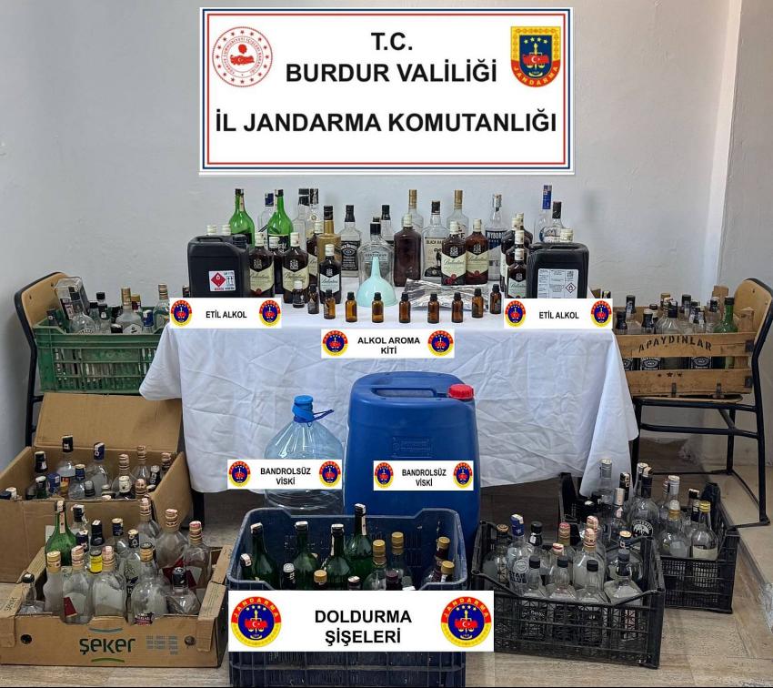 JANDARMA EKİPLERİNDEN KAÇAKÇILIK VE ORGANİZE SUÇLARLA MÜCADELE FAALİYETLERİ