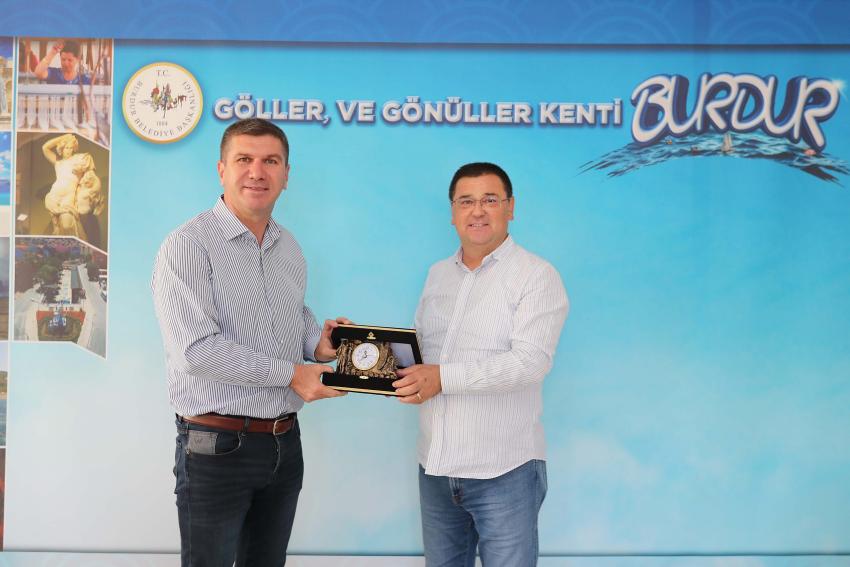 MİLAS BELEDİYE BAŞKANI MUHAMMET TOKAT’TAN, BAŞKAN ERCENGİZ’E ZİYARET